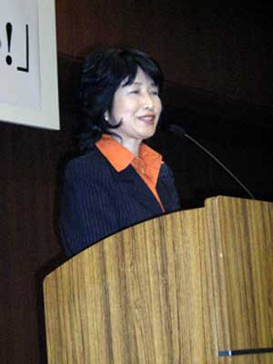 上原公子（国立市長） JPG